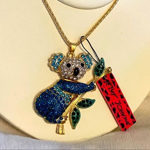 NWT ADORABLE KOALA BEAR RHINESTONE NECKLACE